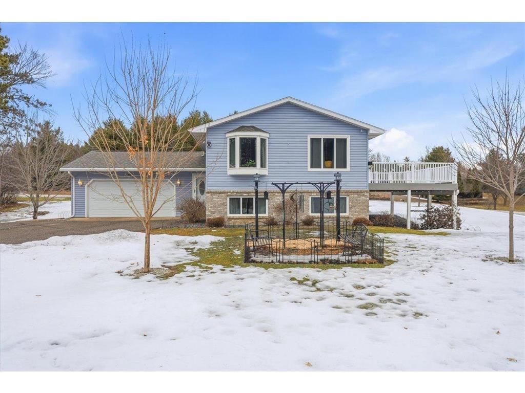 Photo of 505 Chateau COURT, Somerset, WI 54025 (MLS # 7017601)