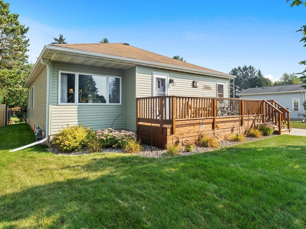 Photo of 2508 38th STREET, Two Rivers, WI 54241 (MLS # 1985218)