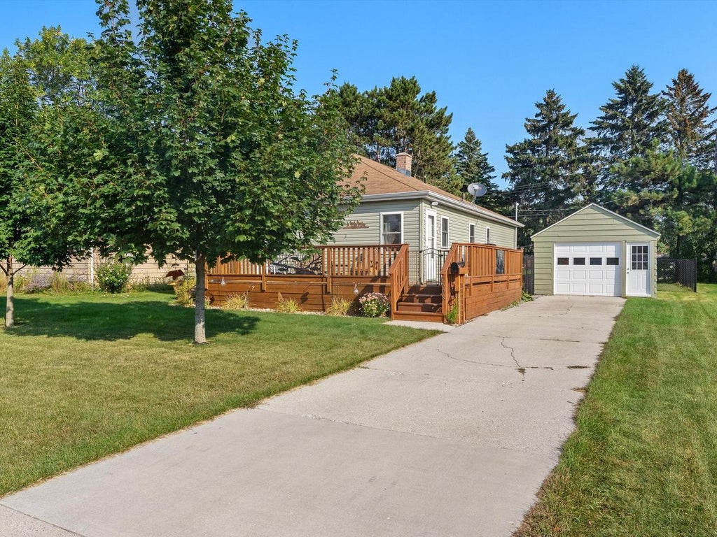 Photo of 2508 38th STREET, Two Rivers, WI 54241 (MLS # 1985218)