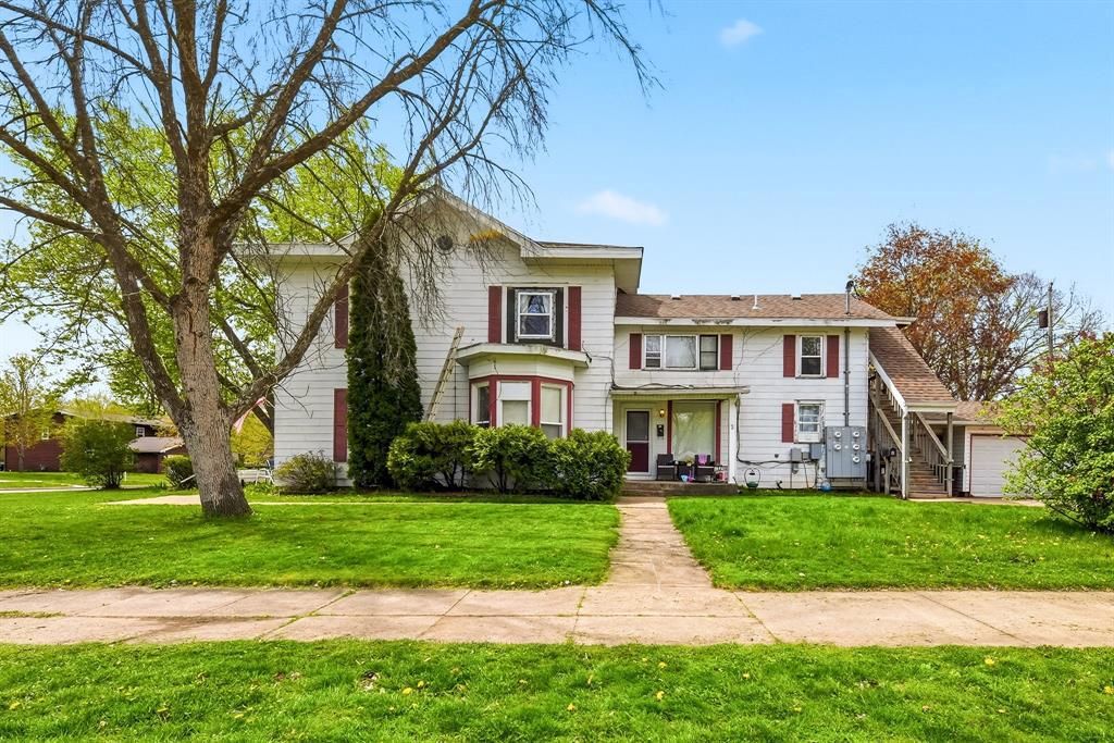 Photo of 506 W Columbia STREET #1-4, Chippewa Falls, WI 54729 (MLS # 1600737)