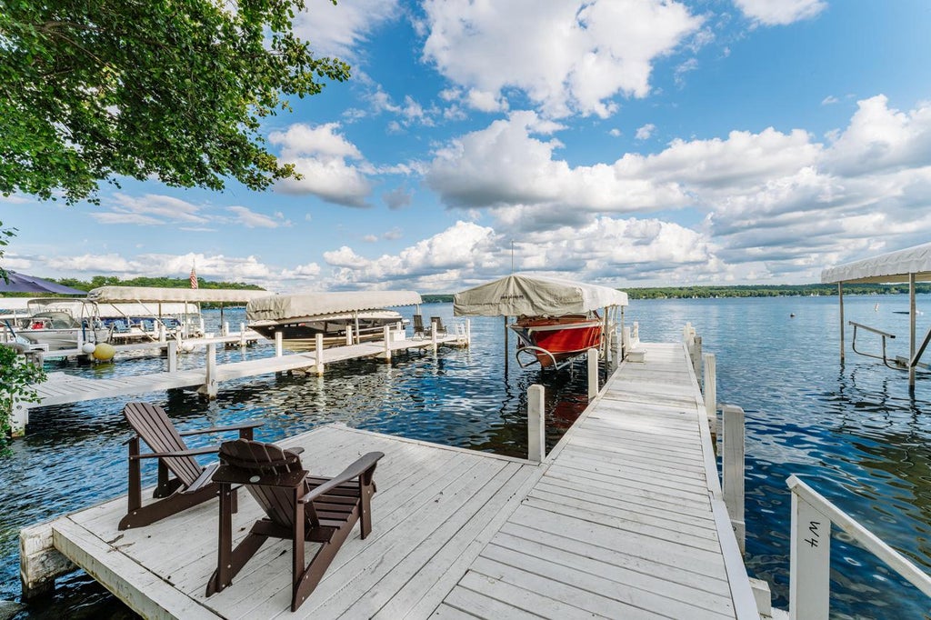 Photo of 4 Dartmouth ROAD, Williams Bay, WI 53191 (MLS # 1969177)