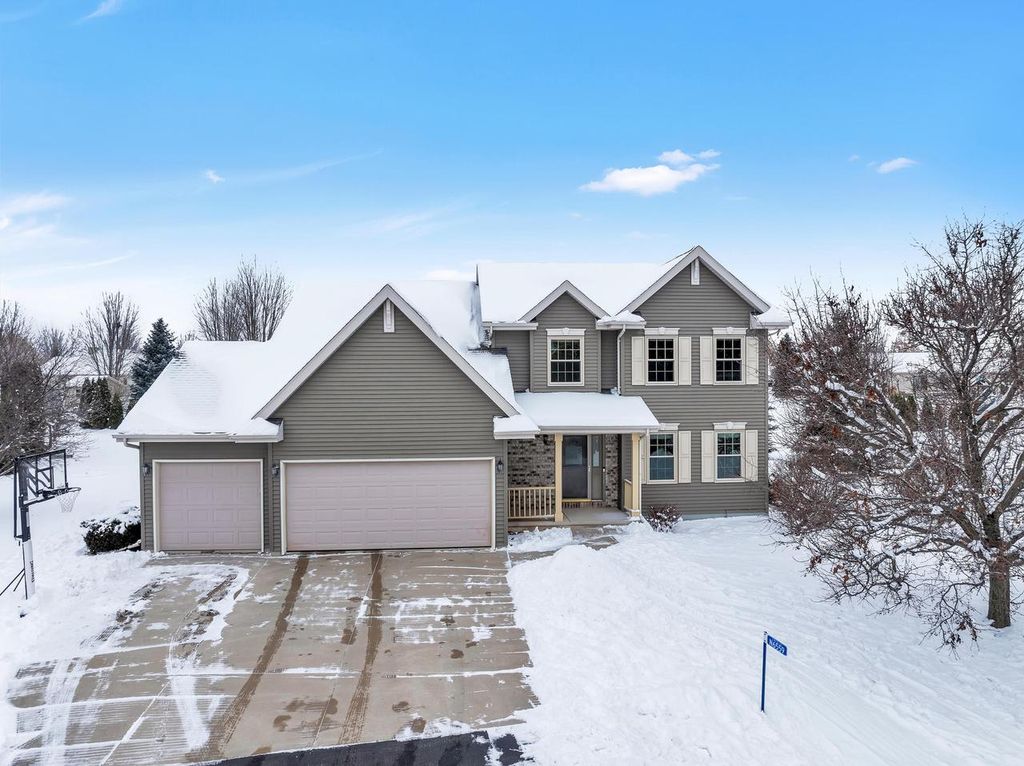 Photo of N6559 Carrington DRIVE, Fond Du Lac, WI 54937 (MLS # 1944530)