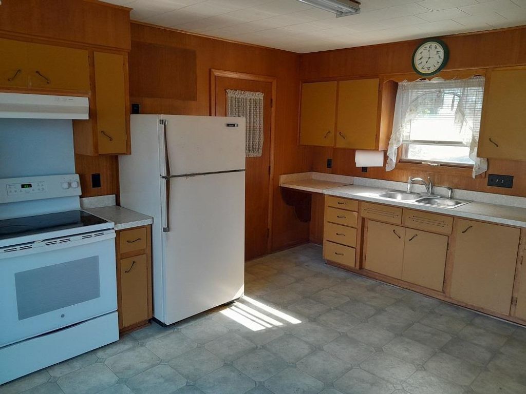 Photo of 1598 County Road B ROAD, Platteville, WI 53818 (MLS # 2011047)