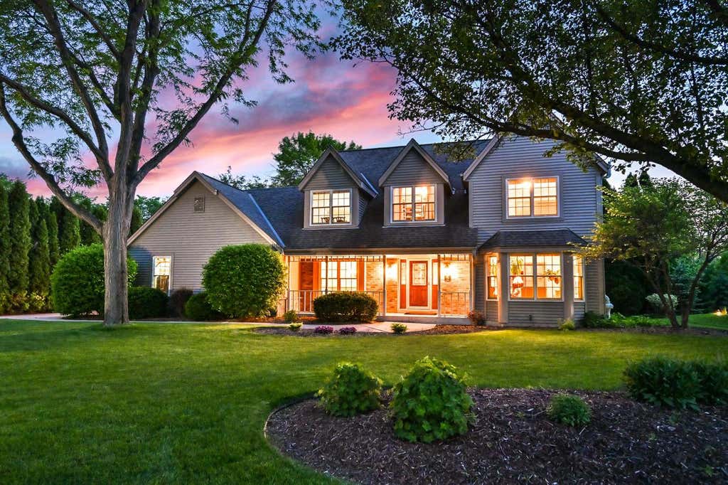 Photo of 5351 W Woodland DRIVE, Brown Deer, WI 53223 (MLS # 1967937)