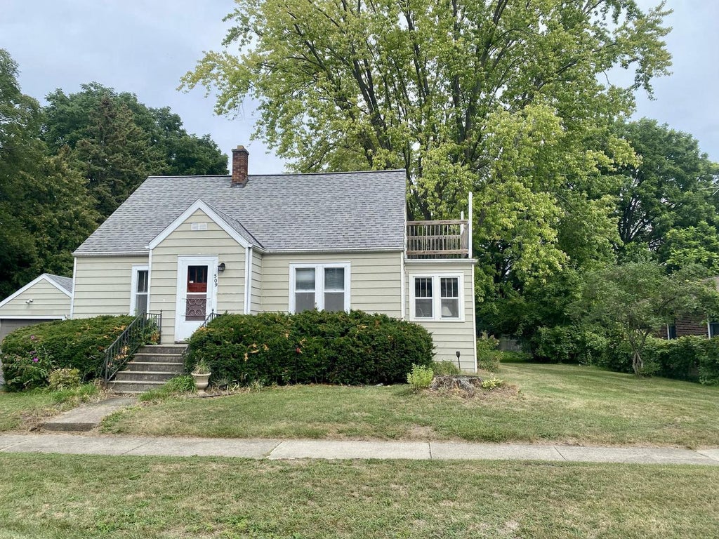 Photo of 509 Lake STREET, Fond Du Lac, WI 54937 (MLS # 1979176)