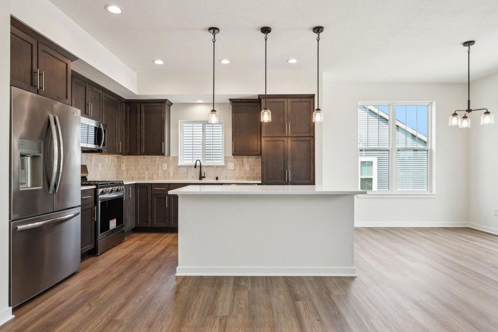 Photo of N174W20624 Laurel Springs CIRCLE, Jackson, WI 53037 (MLS # 1937055)