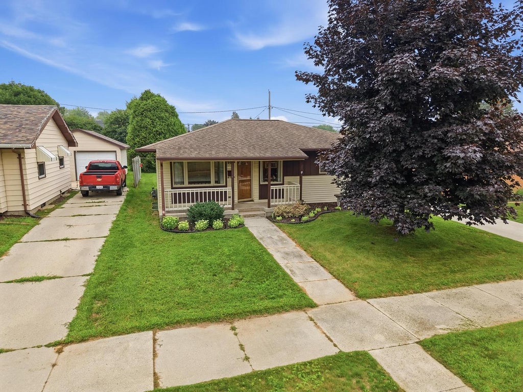 Photo of 2529 S 15th STREET, Sheboygan, WI 53081 (MLS # 1975975)