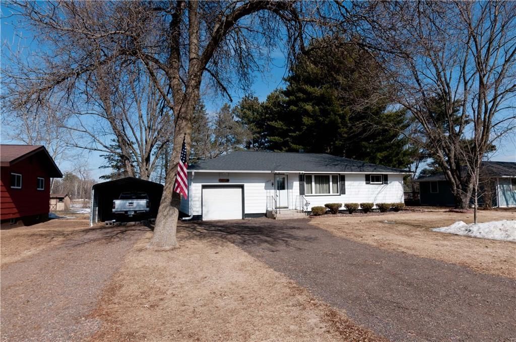 Photo of 1005 W Poplar AVENUE, Cameron, WI 54822 (MLS # 1598829)