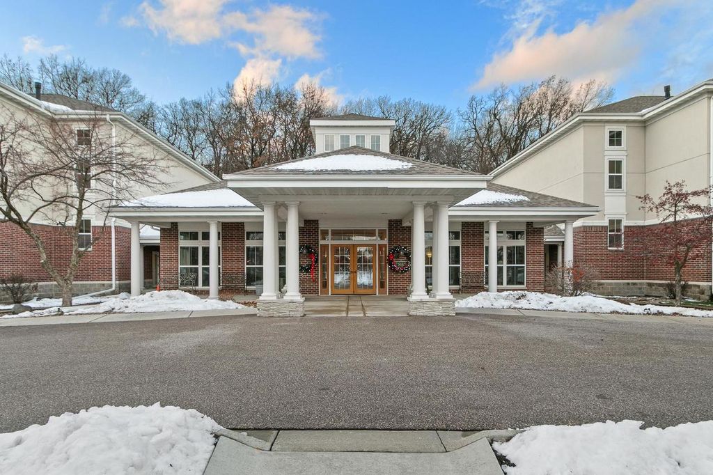 Photo of 8530 Greenway BOULEVARD #101, Middleton, WI 53562 (MLS # 2011456)