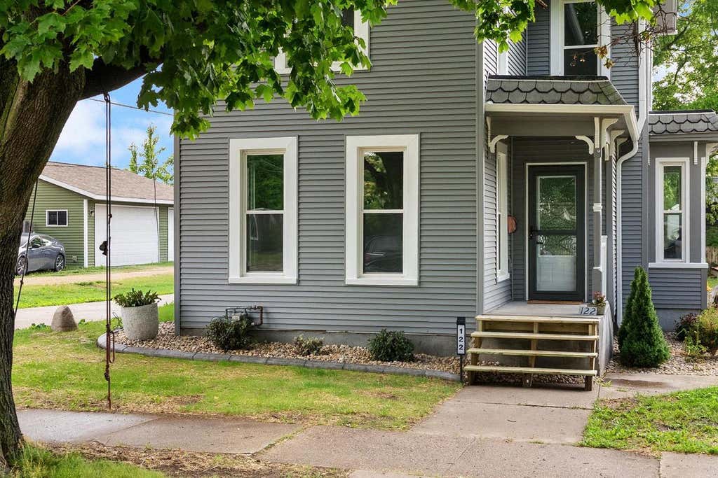 Photo of 122 S 1st STREET, Evansville, WI 53536 (MLS # 2022347)