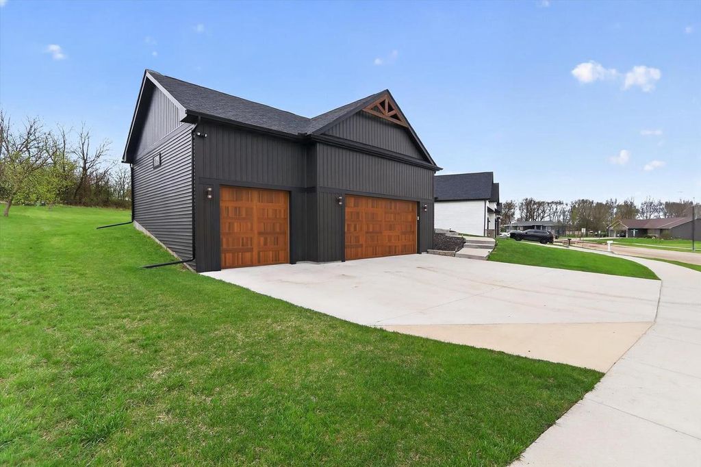 Photo of 624 Greenway Point DRIVE, Janesville, WI 53548 (MLS # 2021681)