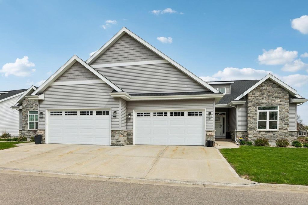 Photo of 22 Prince WAY, Fitchburg, WI 53711 (MLS # 2021798)