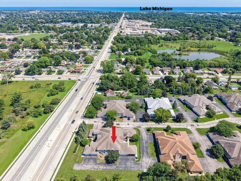 Photo of 3016 Meyer COURT #6, Mount Pleasant, WI 53406 (MLS # 1975218)