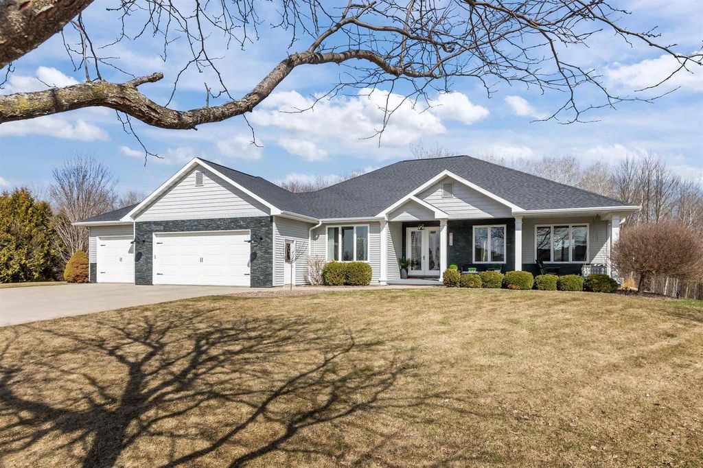 Photo of W7516 Molly Marie COURT, Greenville, WI 54942 (MLS # 50323411)