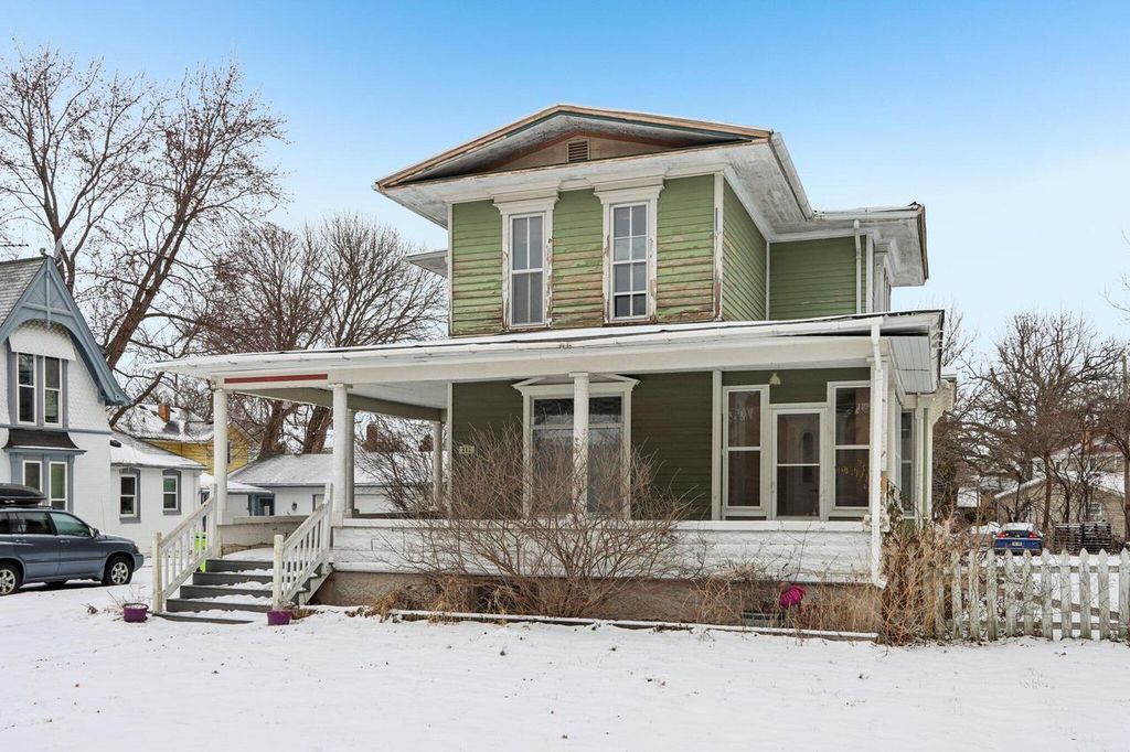 Photo of 711 E Walworth AVENUE, Delavan, WI 53115 (MLS # 1945935)