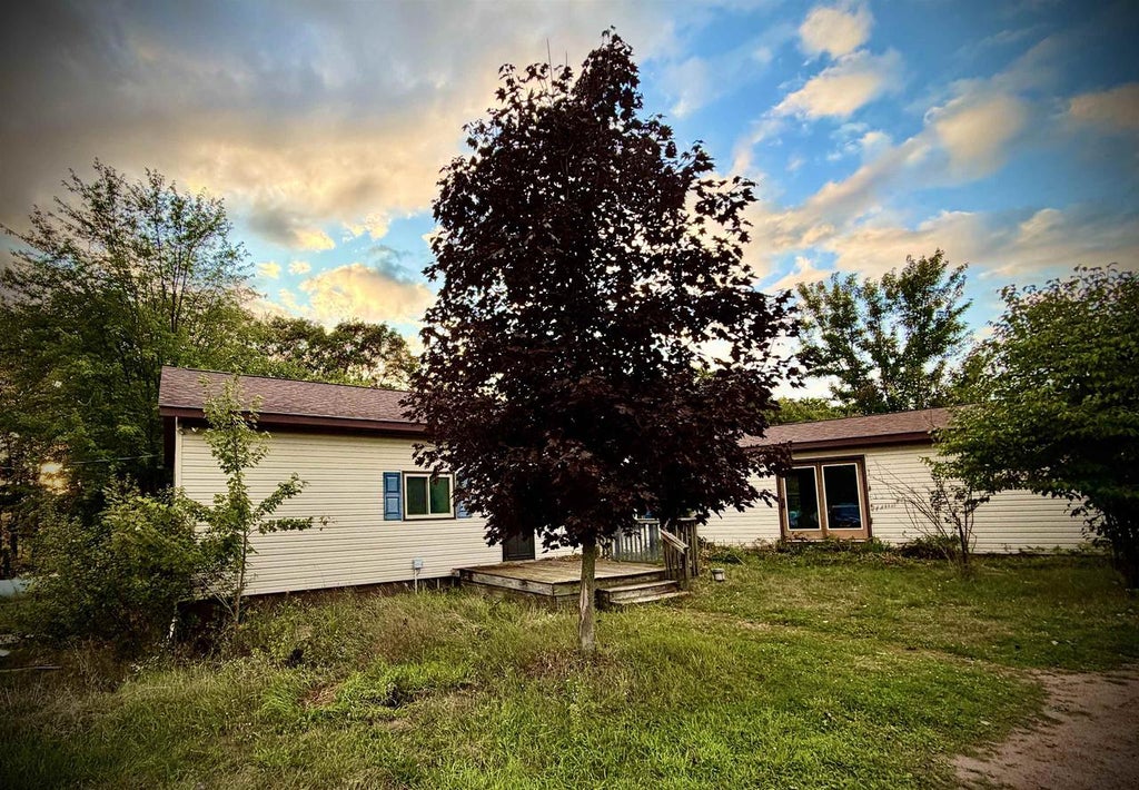 Photo of 428 Shady Oak LANE, Stevens Point, WI 54481 (MLS # 22604233)