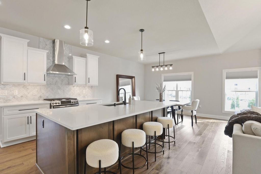 Photo of 760 N Brookfield ROAD #202, Brookfield, WI 53045 (MLS # 1945457)