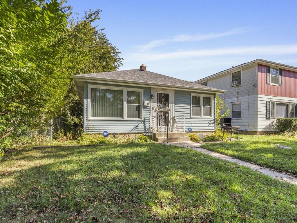 Photo of 5824 N 67th STREET, Milwaukee, WI 53218 (MLS # 1940017)