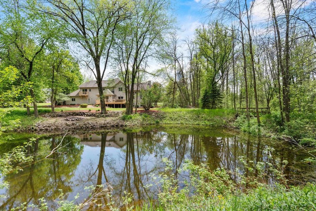 Photo of W8678 Hillview ROAD, Hortonville, WI 54944 (MLS # 50325816)
