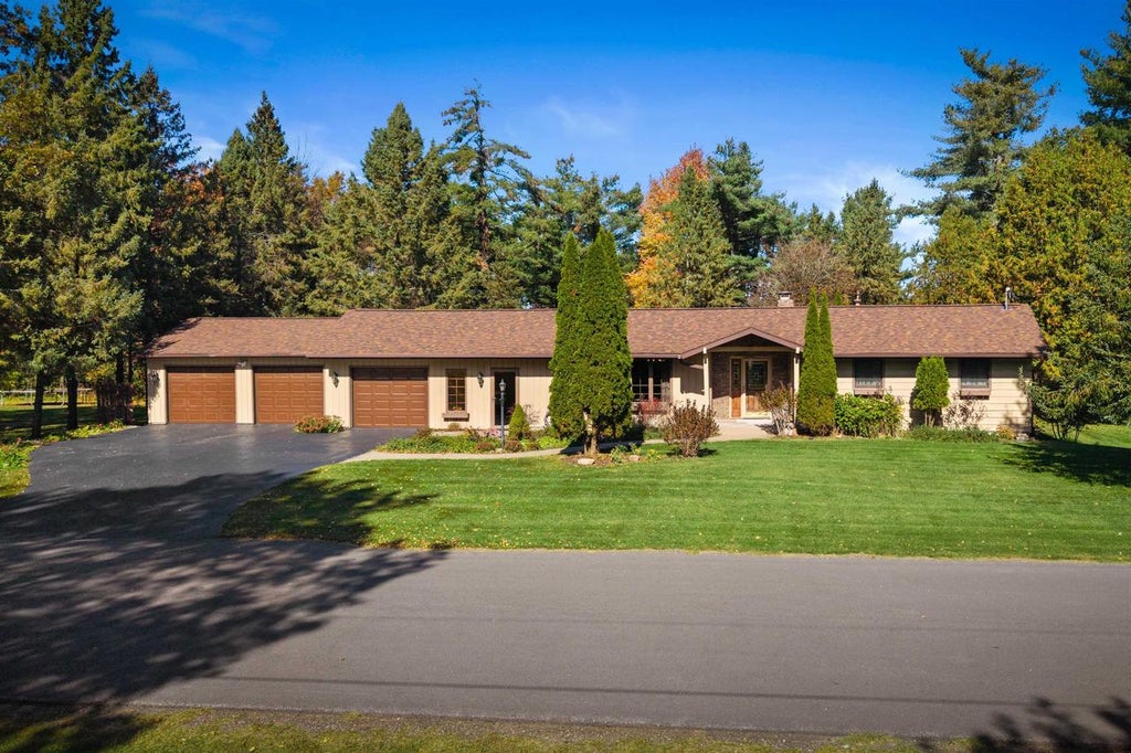 Photo of 6511 Batavia AVENUE, Wisconsin Rapids, WI 54494 (MLS # 22605179)