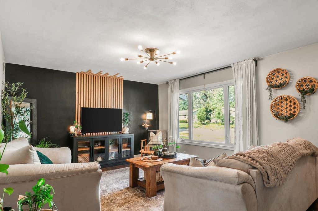 Photo of 934 Jerico LANE, Sun Prairie, WI 53590 (MLS # 2028321)