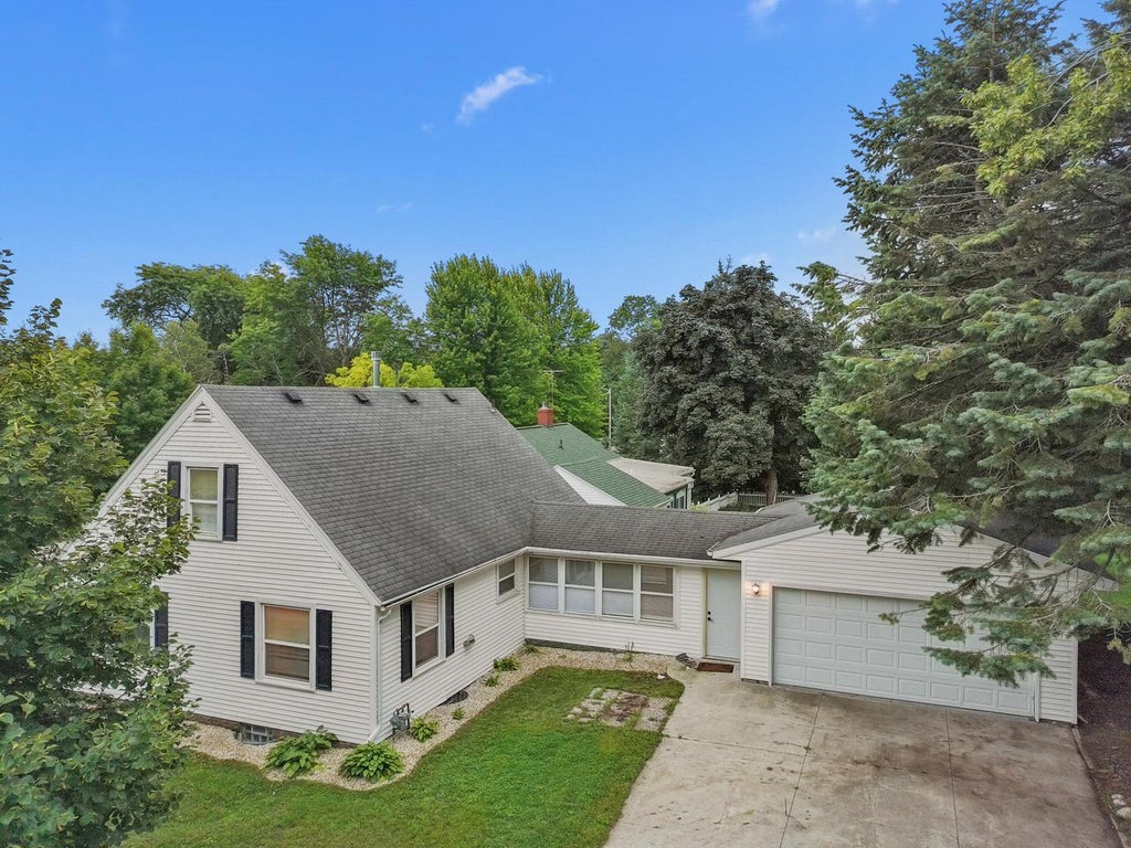Photo of 282 N Franklin STREET, Whitewater, WI 53190 (MLS # 1979835)