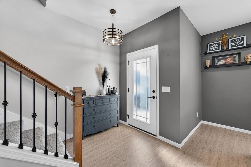 Photo of 828 Shadowwood TRAIL, Sun Prairie, WI 53590 (MLS # 2018793)