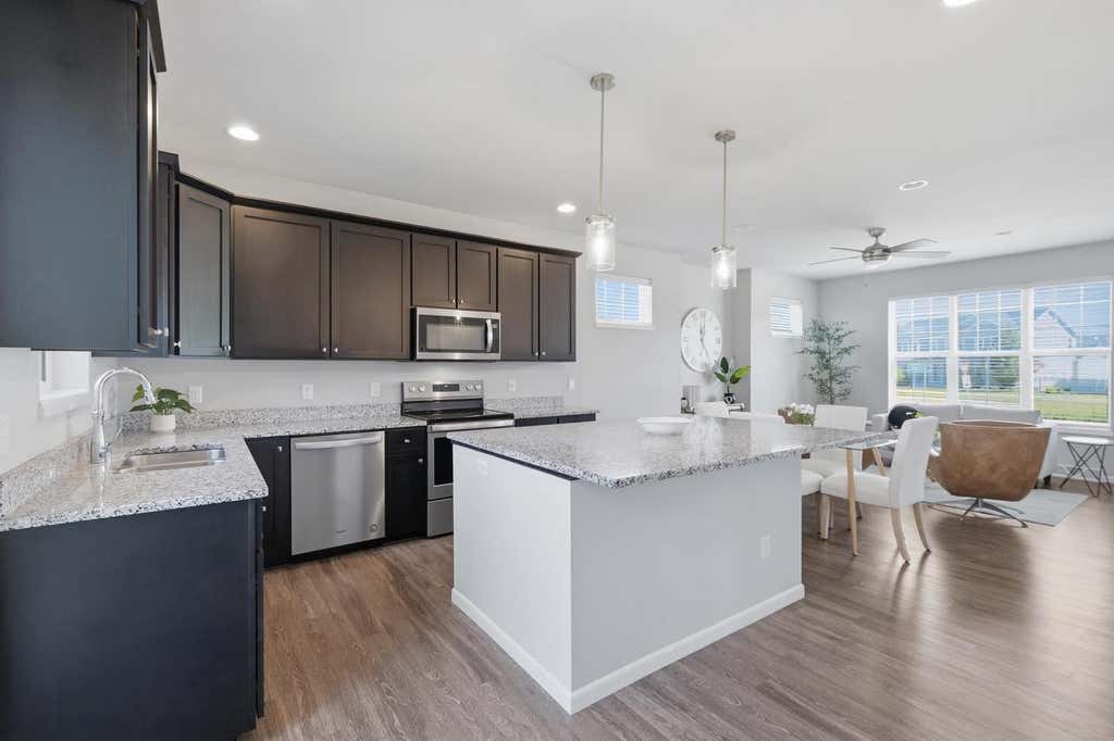 Photo of 1002 O'Keeffe AVENUE, Sun Prairie, WI 53590 (MLS # 2028505)