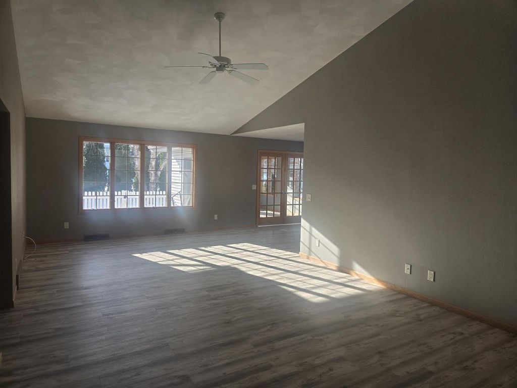 Photo of 4242 Greenbriar DRIVE, Janesville, WI 53546 (MLS # 2013875)