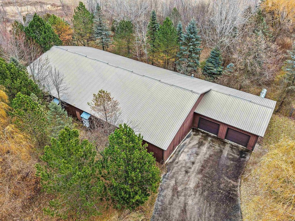 Photo of 3629 Creekview ROAD, De Pere, WI 54115 (MLS # 50318532)