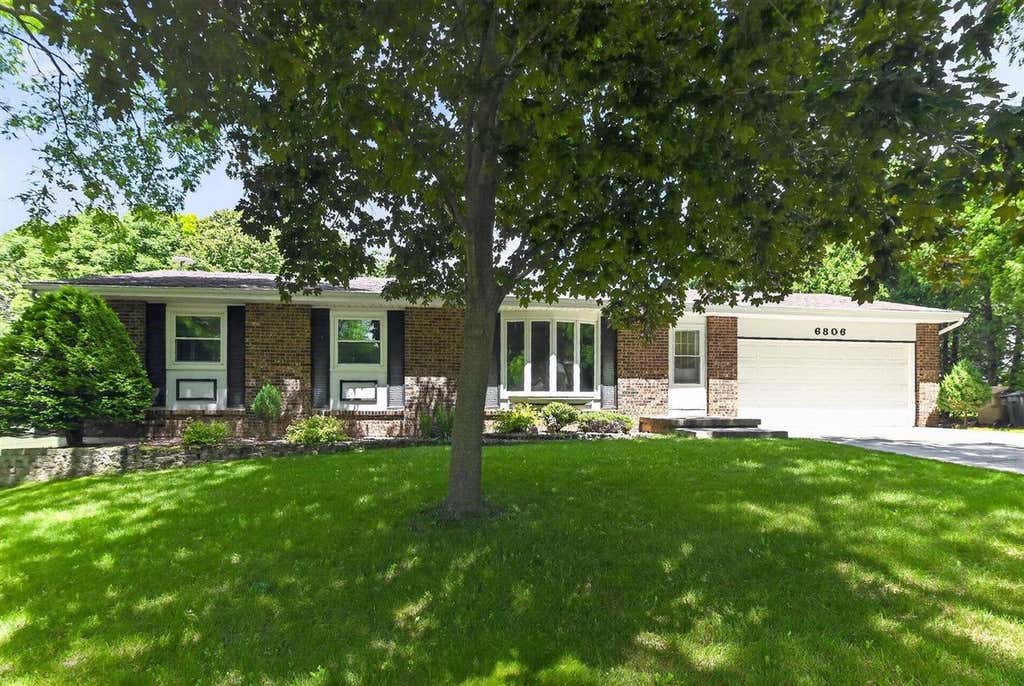 Photo of 6806 Stratford DRIVE, Madison, WI 53719 (MLS # 2026861)