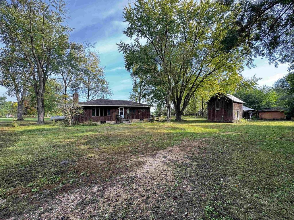 Photo of N2644 County Road O, Oxford, WI 53952 (MLS # 2009819)