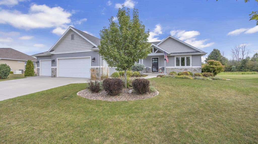 Photo of 5019 Wild Meadows DRIVE, Sheboygan, WI 53083 (MLS # 1976363)