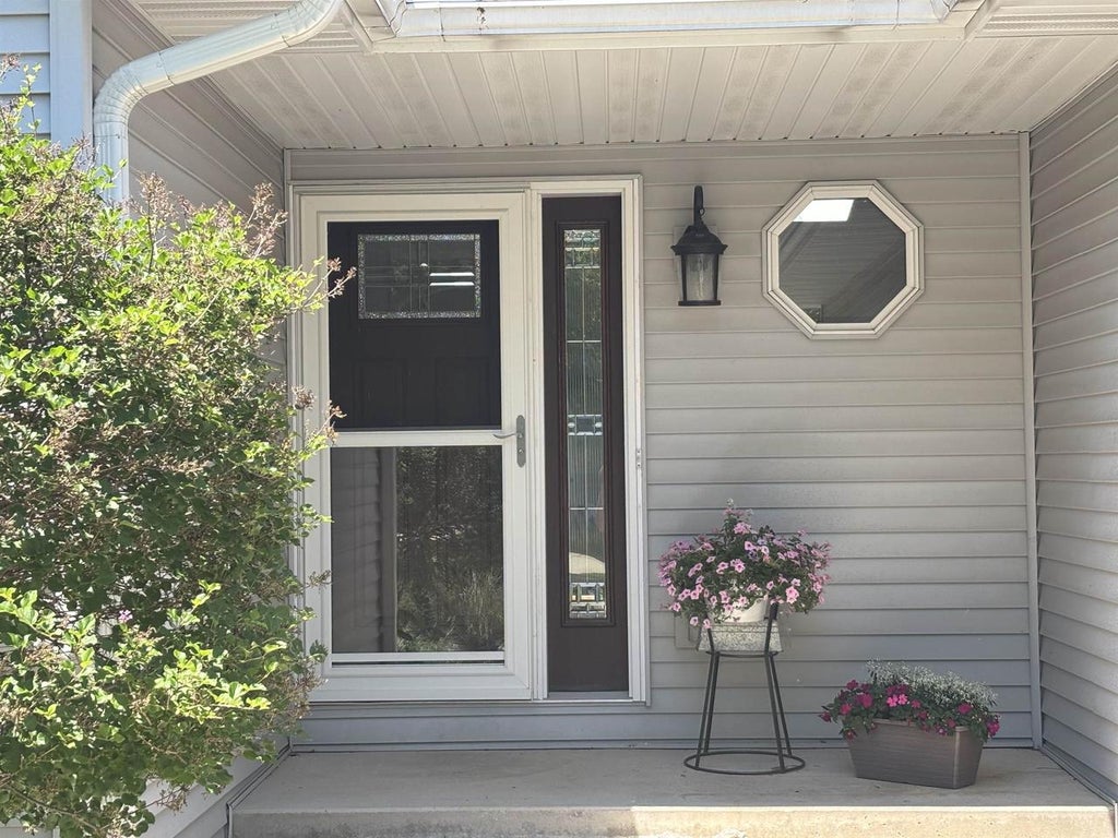 Photo of 910 Riverview COURT, Marshall, WI 53559 (MLS # 2025791)