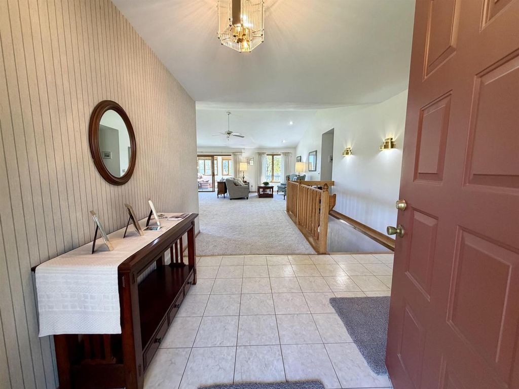 Photo of 206 Shady Oak COURT, Janesville, WI 53548 (MLS # 2023230)