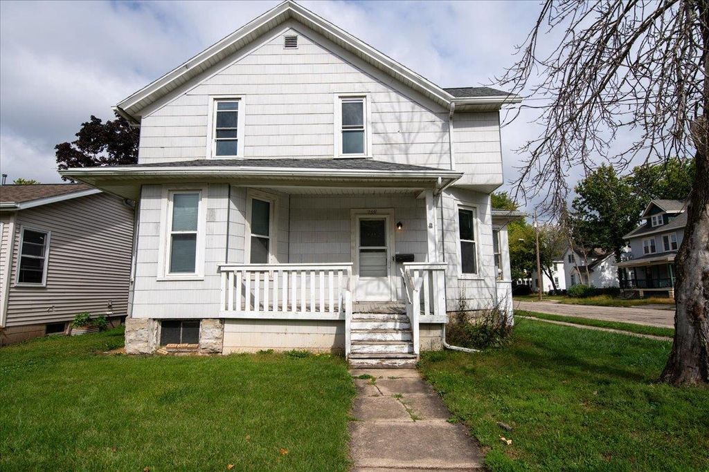 Photo of 500 Scott AVENUE, Oshkosh, WI 54901 (MLS # 50315725)