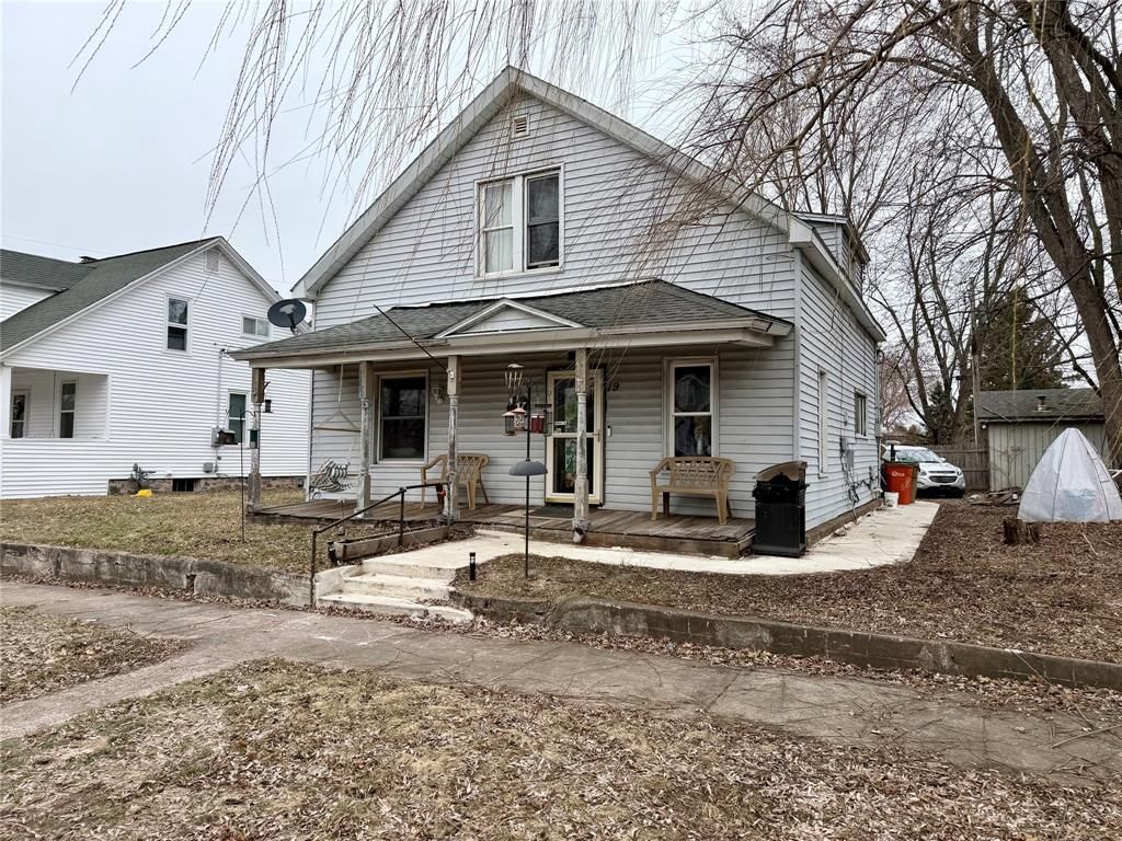Photo of 19 Woodward AVENUE #duplex, Chippewa Falls, WI 54729 (MLS # 1599145)