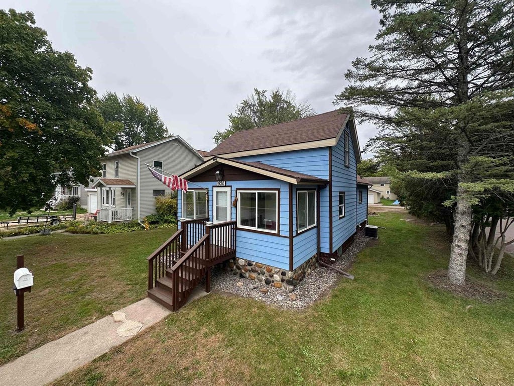 Photo of 920 2nd STREET, Port Edwards, WI 54469 (MLS # 22604862)