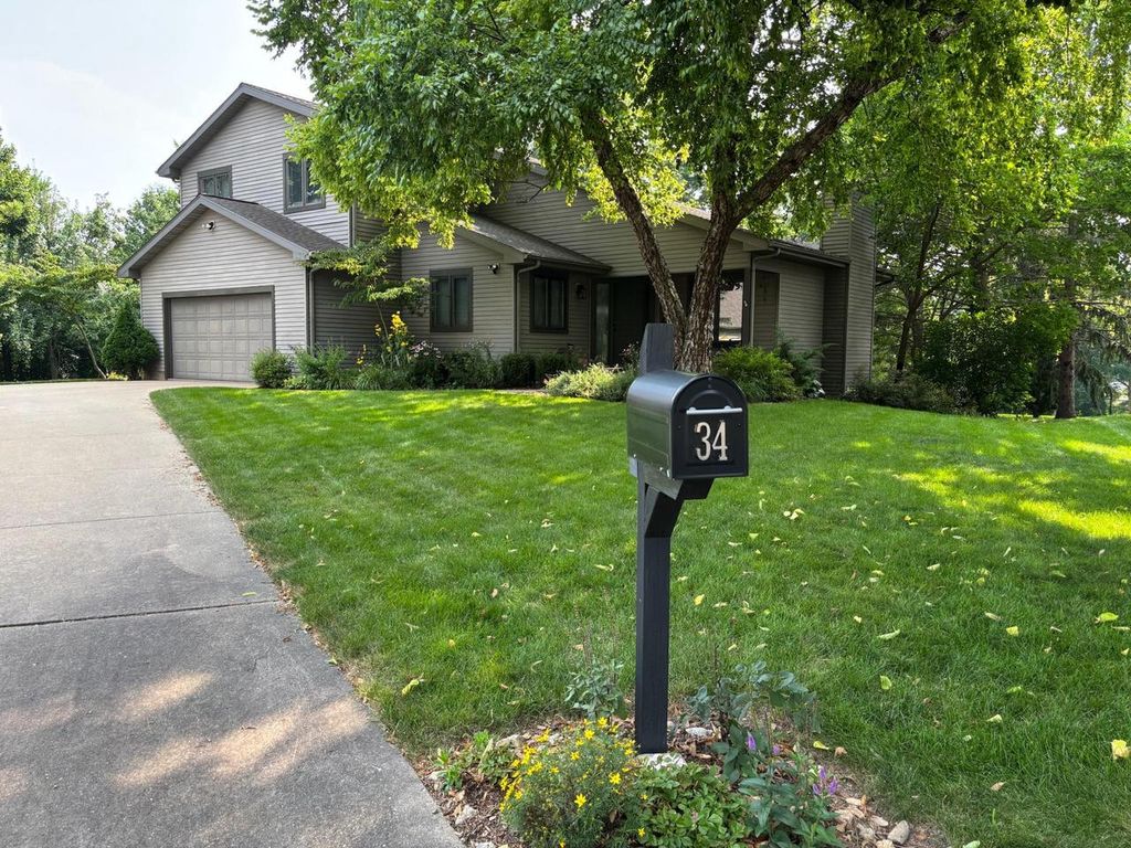 Photo of 34 Maple View COURT, Madison, WI 53719 (MLS # 2019680)