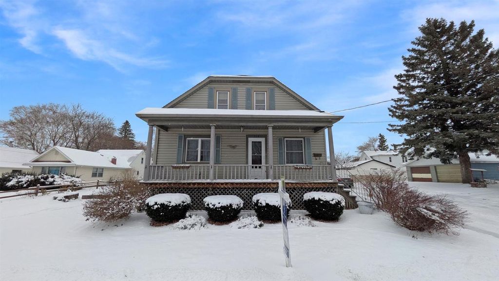 Photo of 314 Columbus AVENUE, Brillion, WI 54110 (MLS # 50318778)