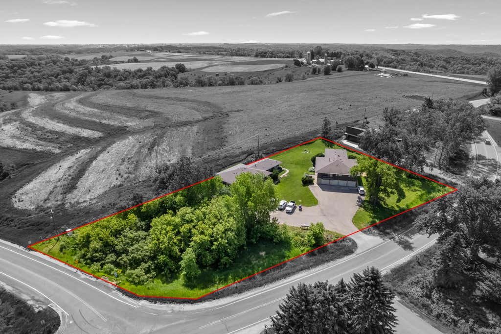 Photo of N2118 County Road F, La Crosse, WI 54601 (MLS # 1968871)