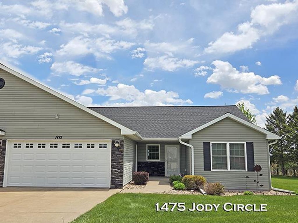 Photo of 1475 Jody CIRCLE, Platteville, WI 53818 (MLS # 2023207)
