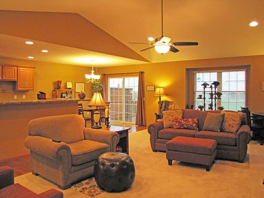 Photo of 1475 Jody CIRCLE, Platteville, WI 53818 (MLS # 2023207)
