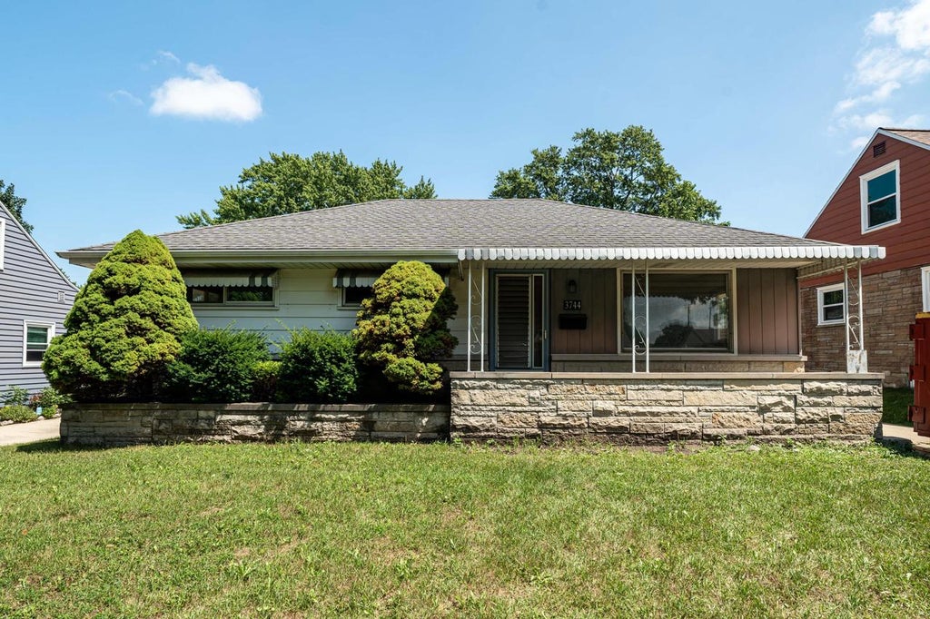 Photo of 3744 S 48th STREET, Milwaukee, WI 53220 (MLS # 1973359)