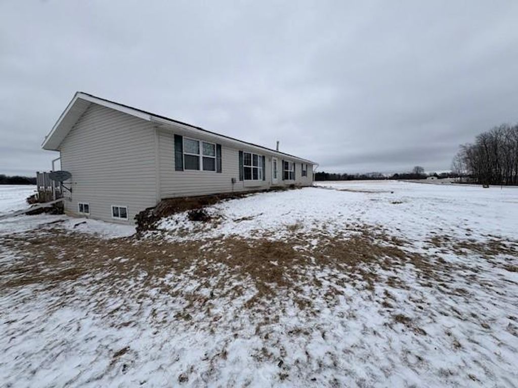 Photo of 4808 Burg ROAD, Lena, WI 54139 (MLS # 50320874)