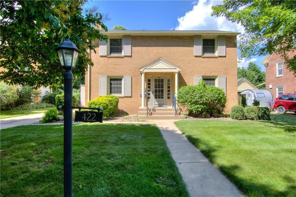 Photo of 422 Roosevelt AVENUE, Eau Claire, WI 54701 (MLS # 1597184)