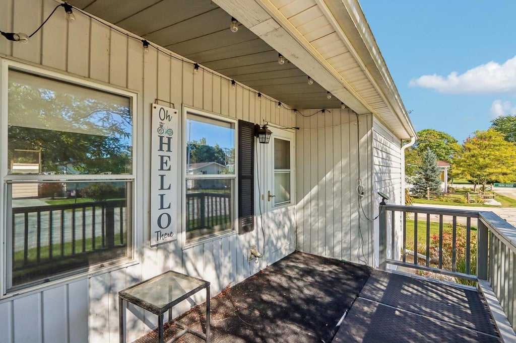Photo of 601 Park Ridge ROAD, Waterford, WI 53185 (MLS # 2033674)