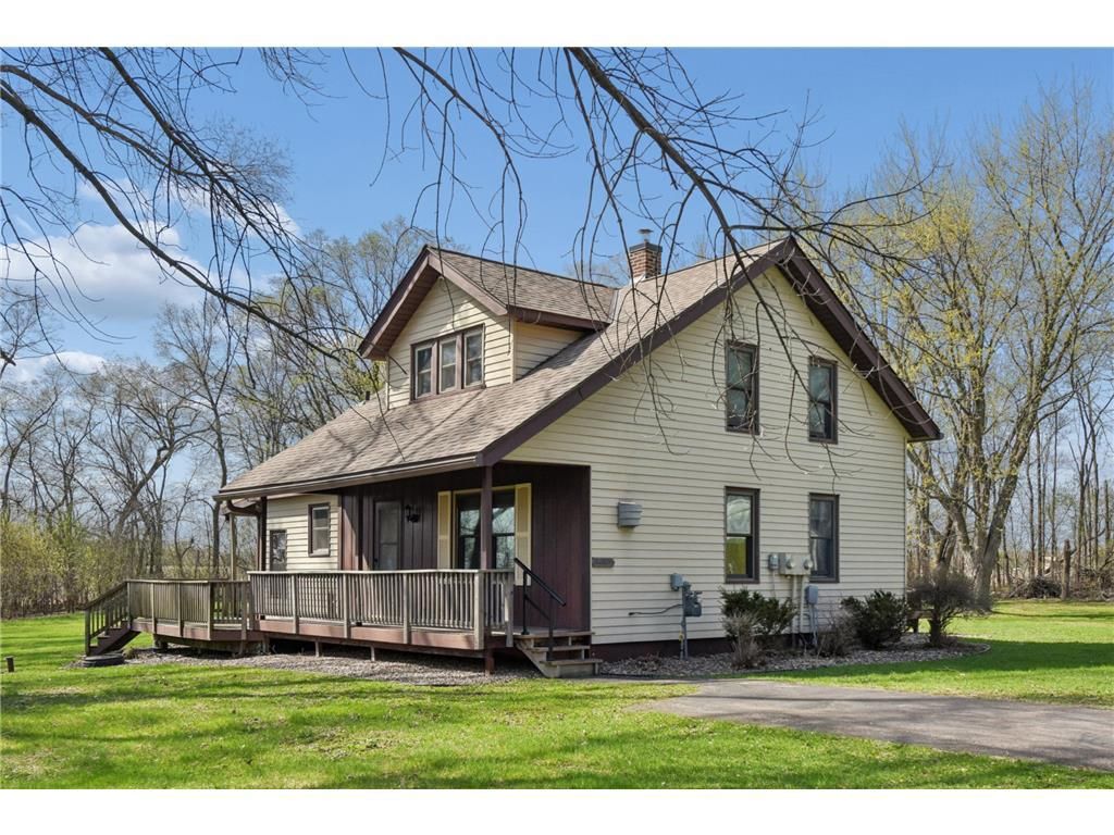 Photo of 944 70th AVENUE, Roberts, WI 54023 (MLS # 7059425)