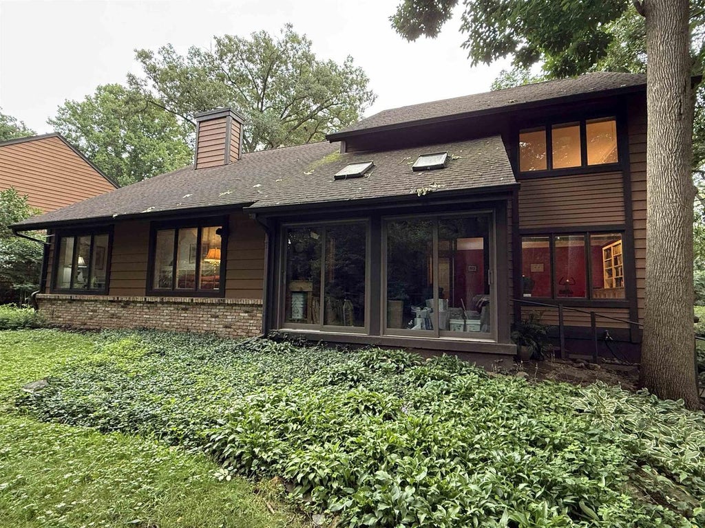 Photo of 30 Shadowwood COURT, Janesville, WI 53548 (MLS # 2034485)