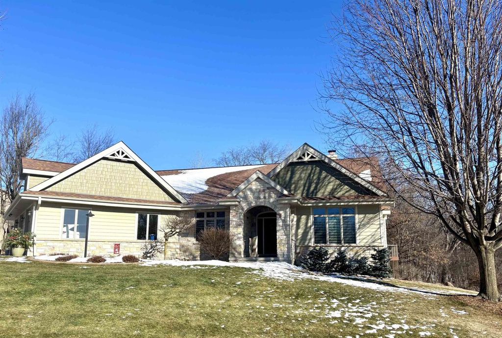 Photo of 4539 Deering TRAIL, Middleton, WI 53562 (MLS # 2016229)